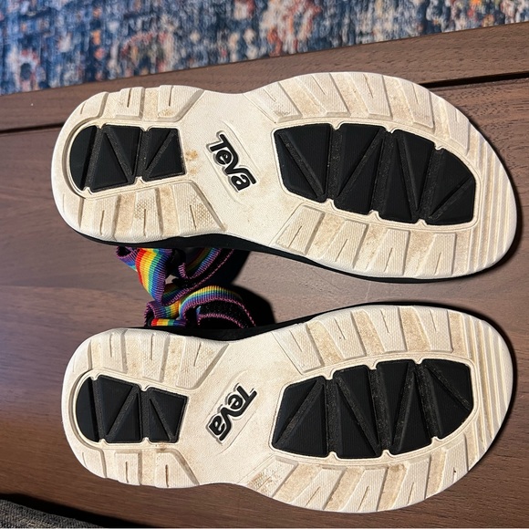 Teva Hurricane XLT 2 Rainbow kid size 1 - Picture 6 of 8